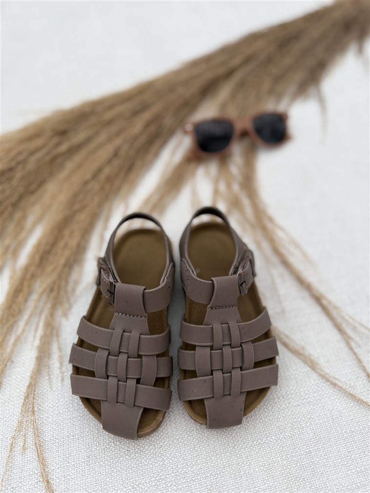 Little Lean Nomad Sandal